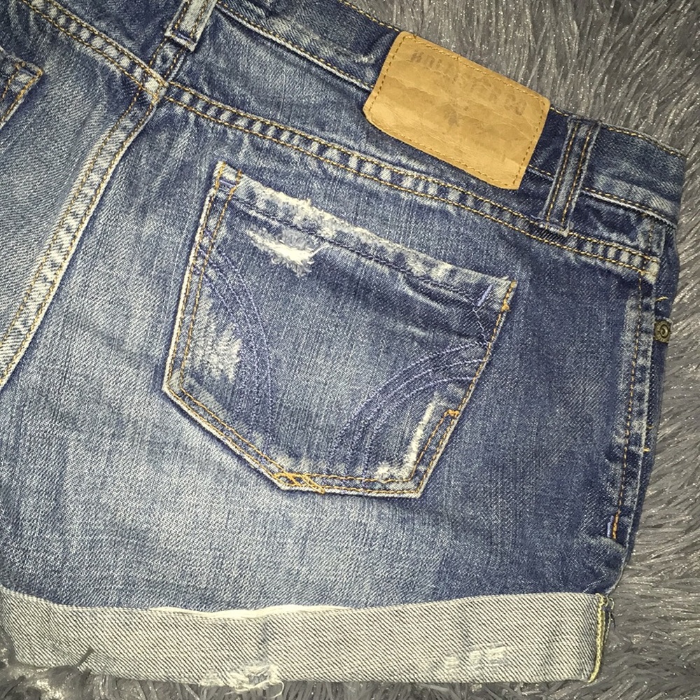 Shorts - Picture 4 of 4